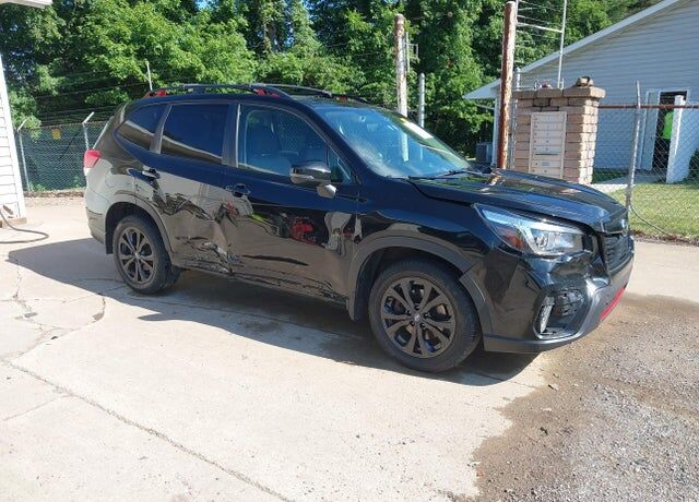 2019 SUBARU Forester
