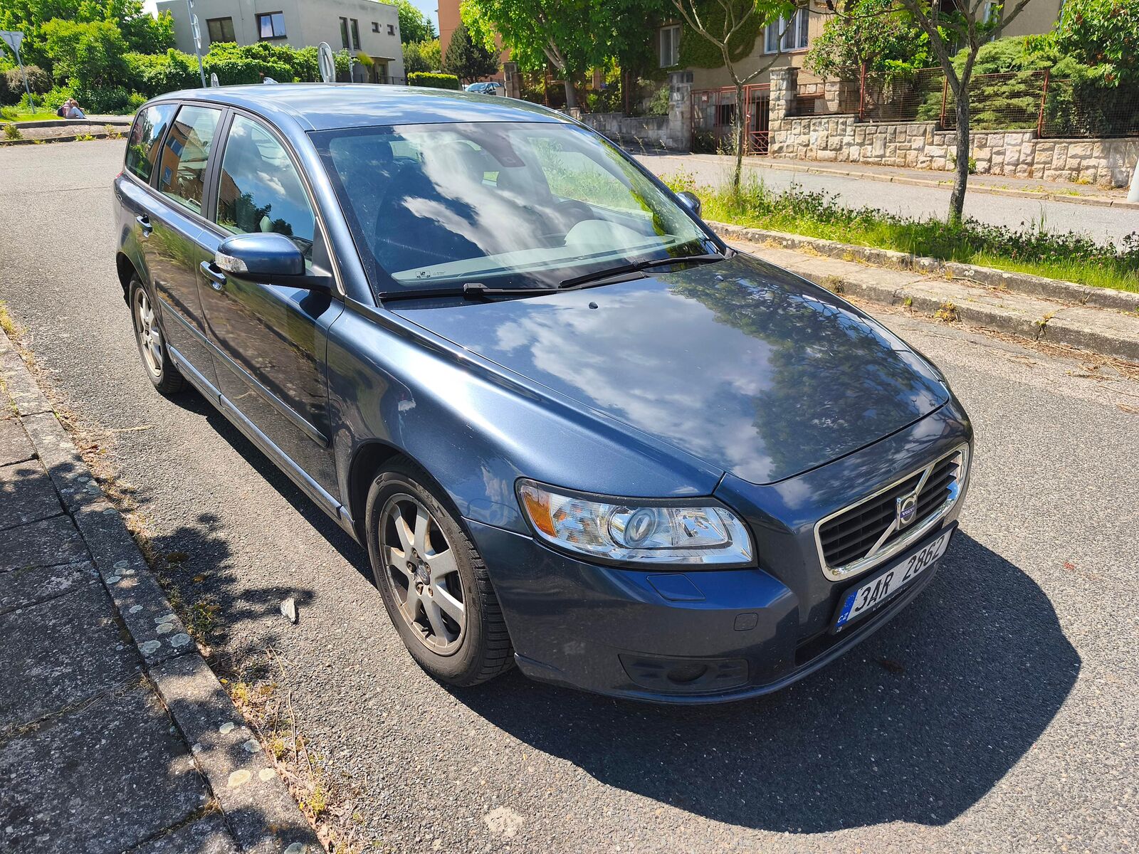 Volvo V50