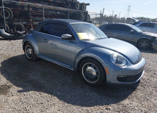 2016 VOLKSWAGEN Beetle
