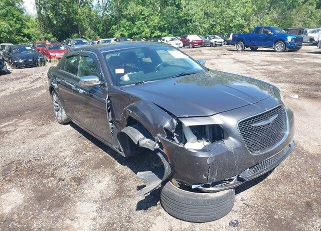 2018 CHRYSLER 300