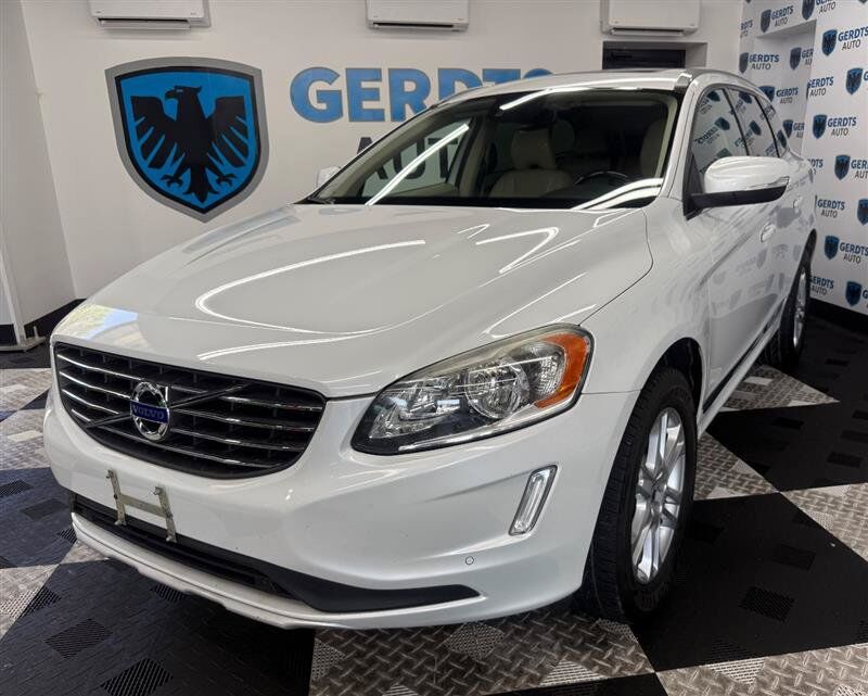 2015 VOLVO XC60