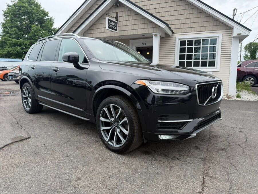2019 VOLVO XC90
