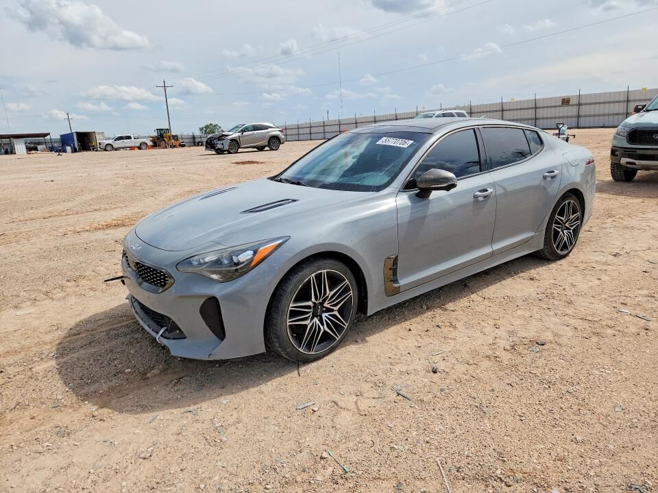 2022 KIA Stinger
