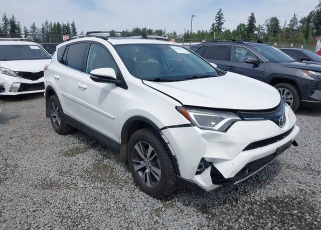 2016 TOYOTA RAV4