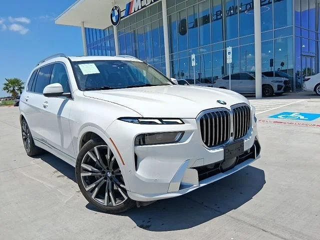 2023 BMW X7