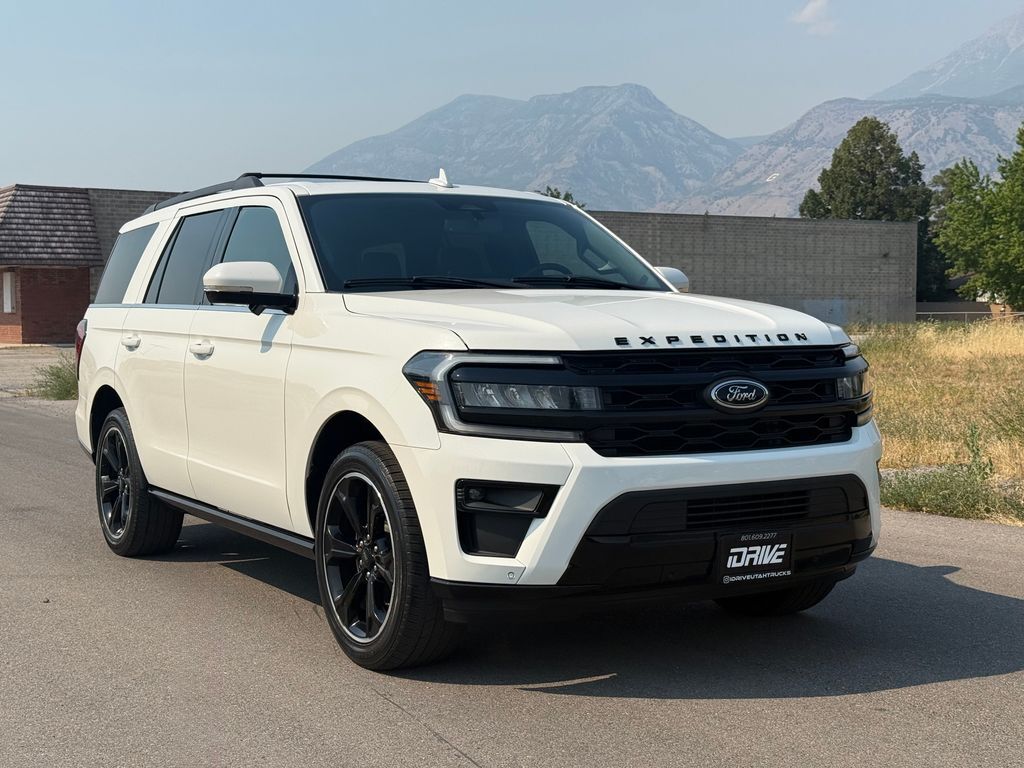 2023 FORD Expedition