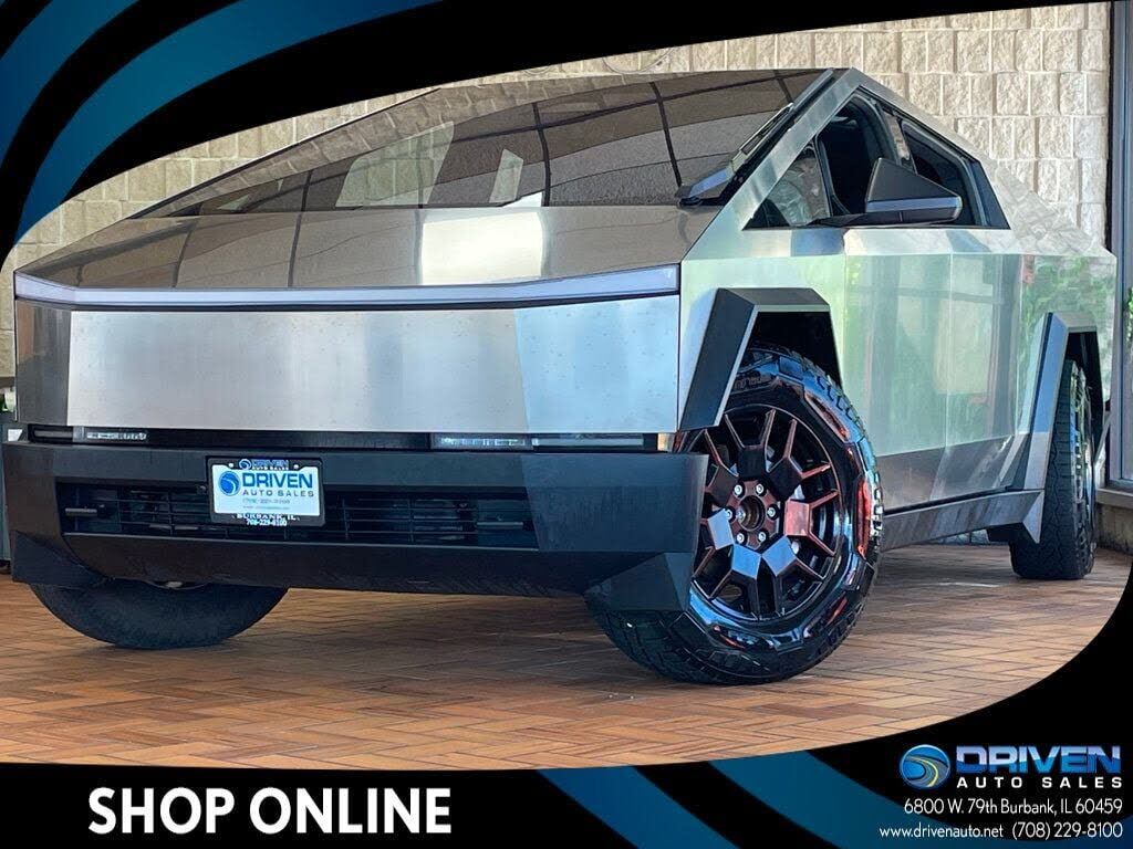 2024 TESLA Cybertruck