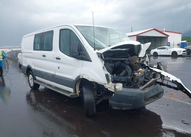 2015 FORD Transit