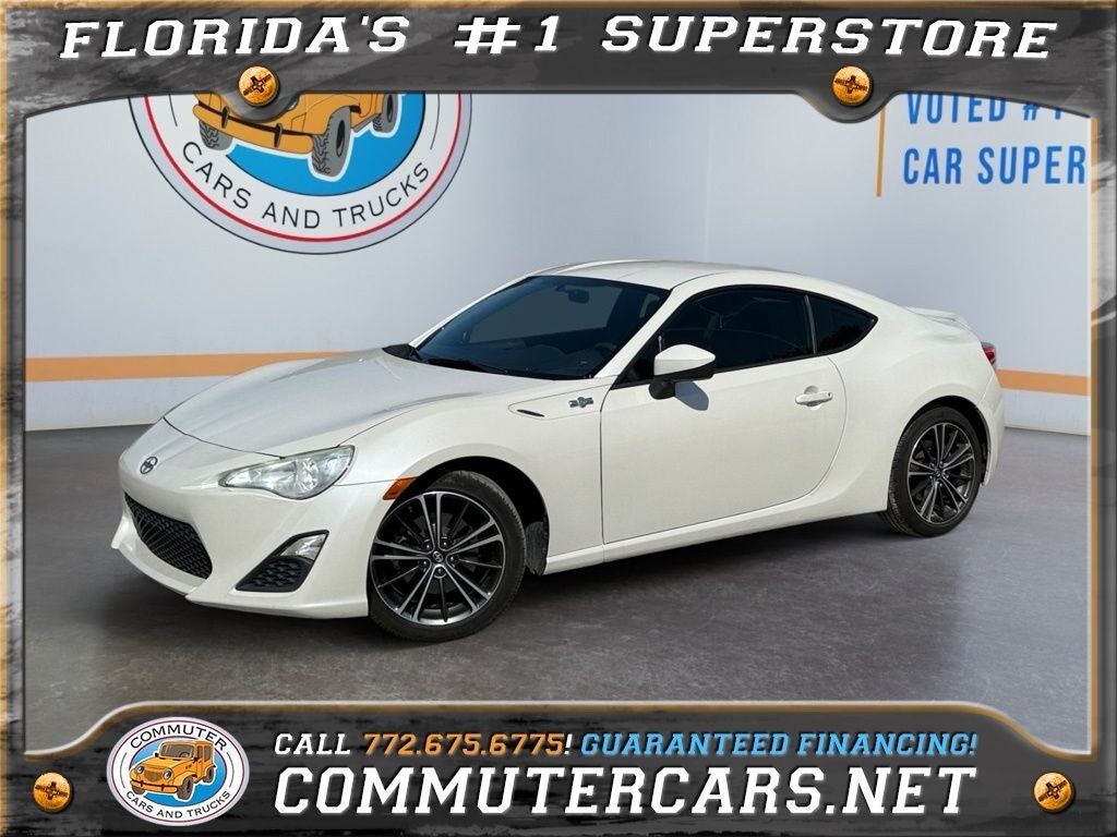 2013 TOYOTA Scion
