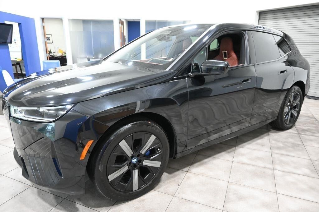 2024 BMW ix