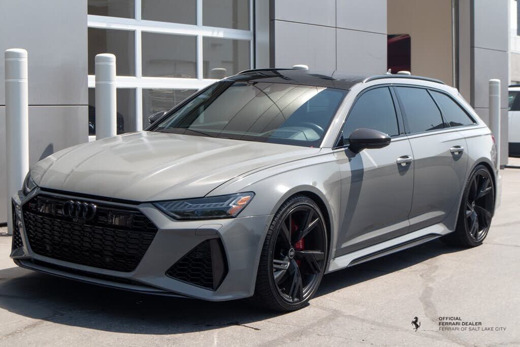 2021 AUDI RS6
