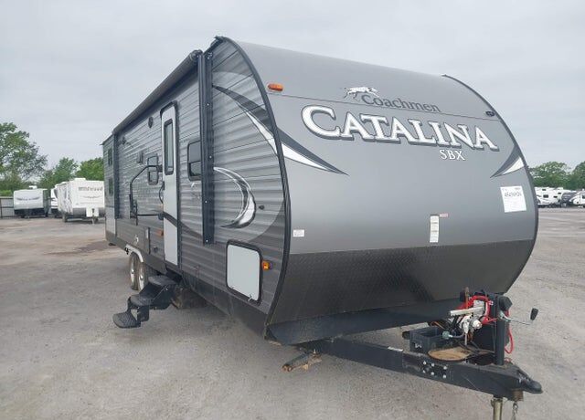 2017 FOREST RIVER Catalina