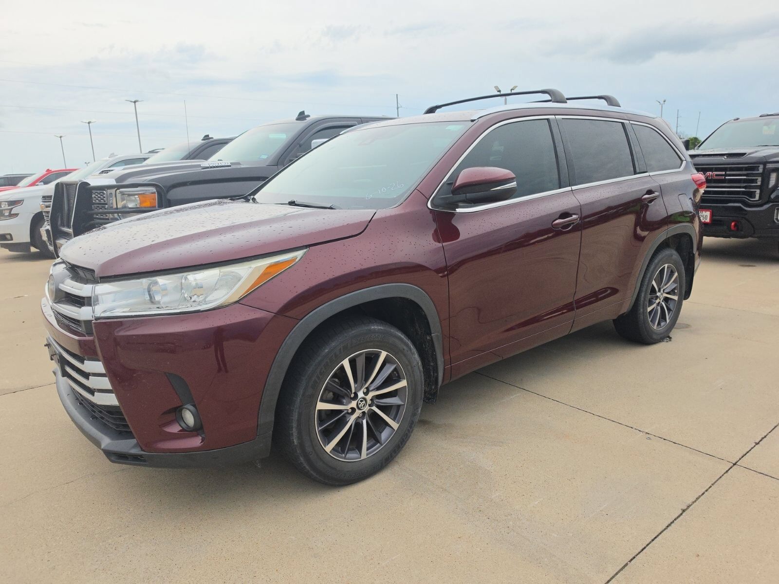 2017 TOYOTA Highlander