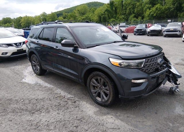 2022 FORD Explorer