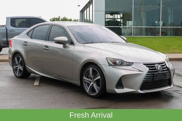 2018 LEXUS IS