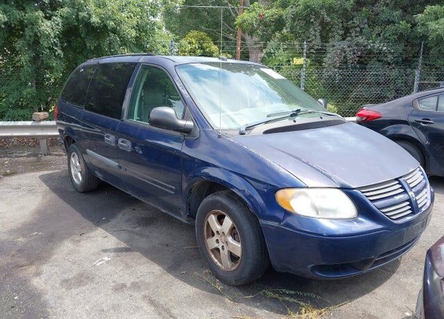 2005 DODGE Caravan