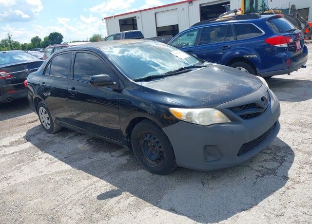 2011 TOYOTA Corolla
