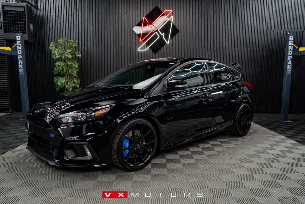 2017 FORD Focus