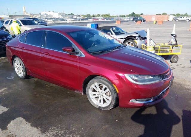 2015 CHRYSLER 200