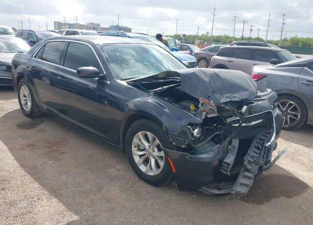 2016 CHRYSLER 300