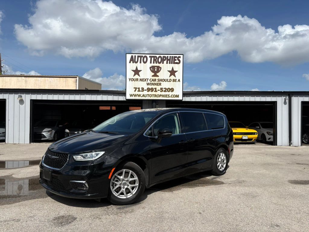 2024 CHRYSLER Pacifica