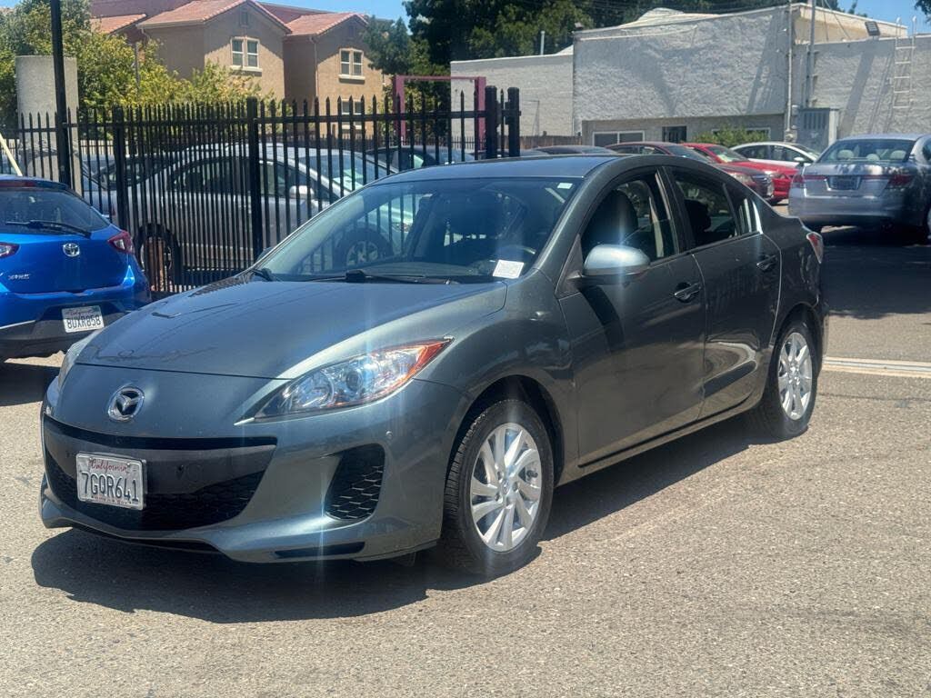 2012 MAZDA Mazda3