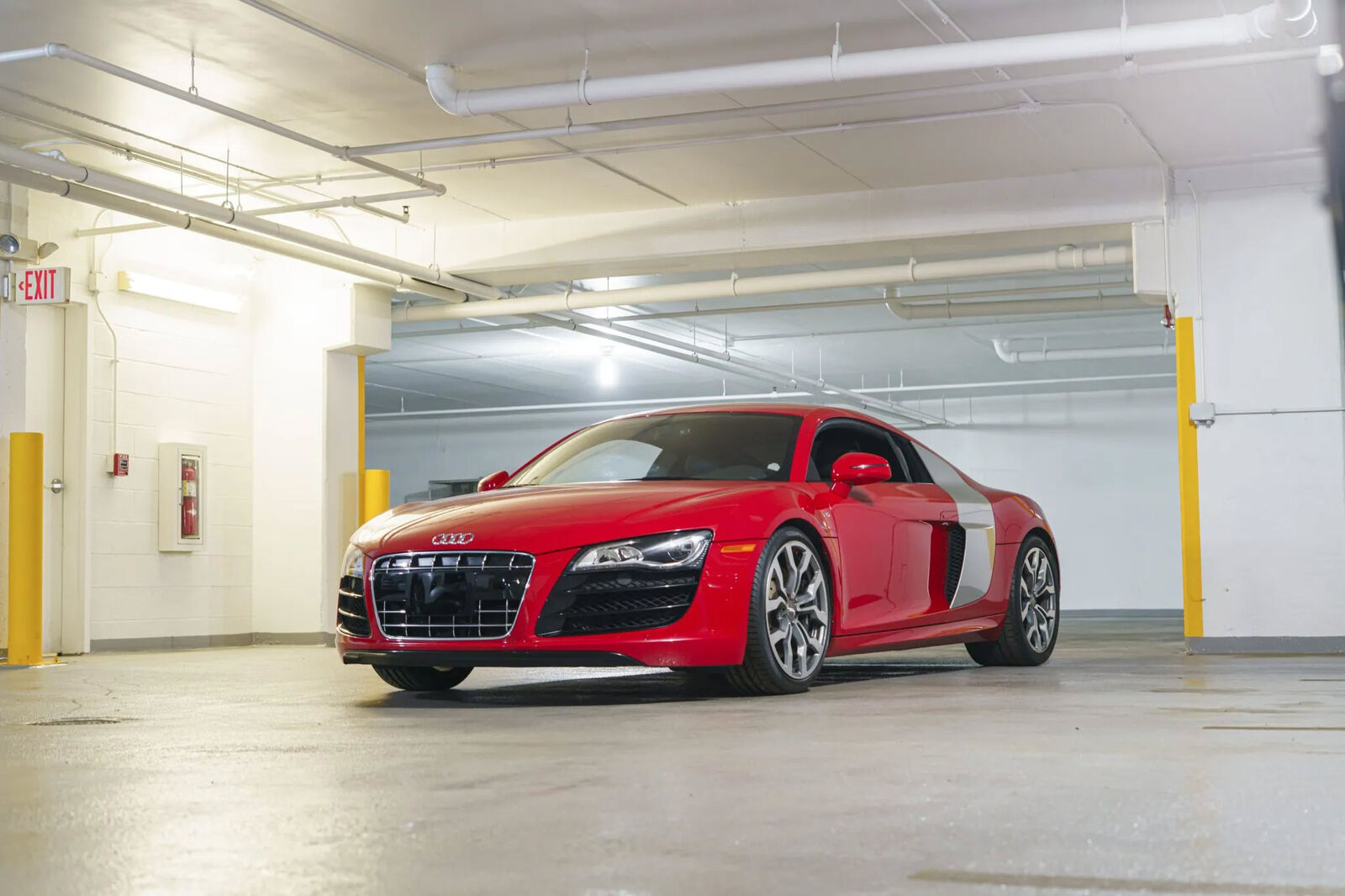 2012 AUDI R8