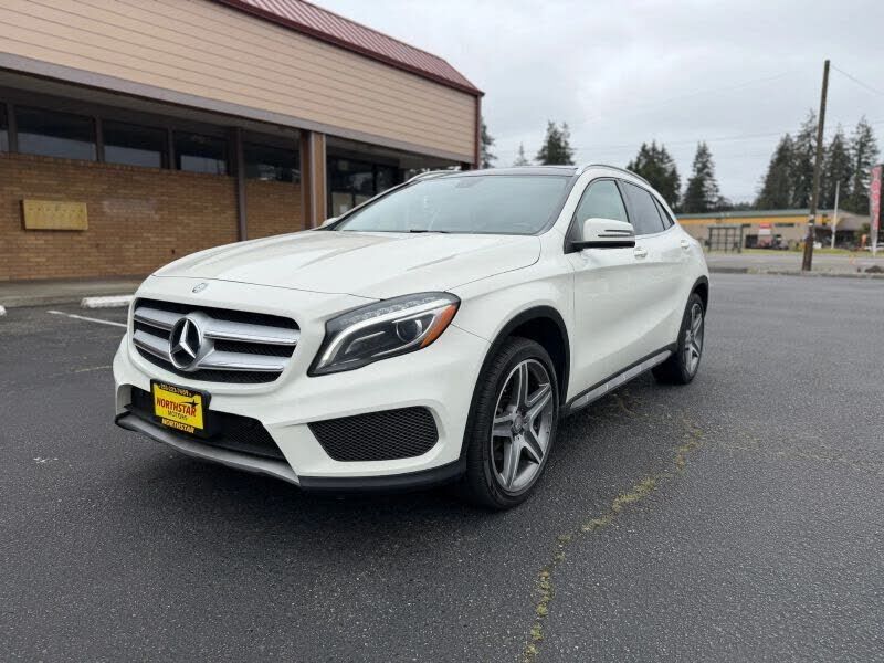 2015 MERCEDES-BENZ GLA-Class