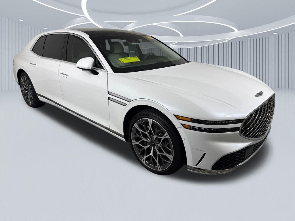 2025 GENESIS G90