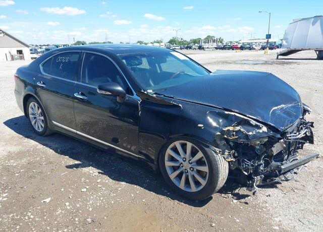 2010 LEXUS LS