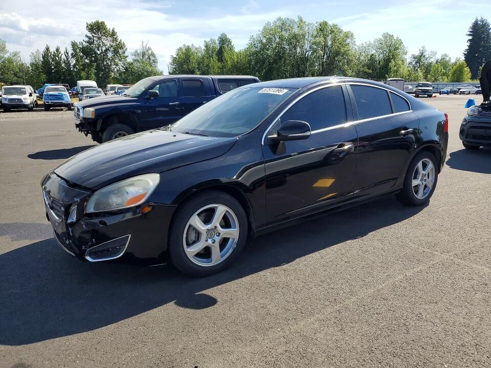 2013 VOLVO S60