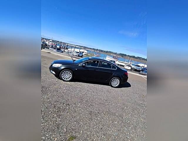 2011 BUICK Regal