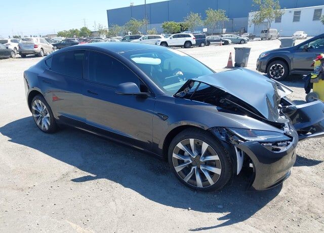 2026 TESLA Model 3