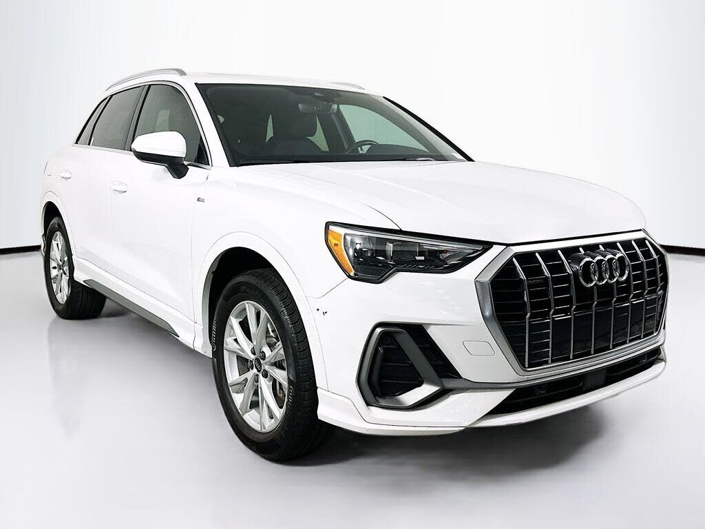 2022 Audi Q3