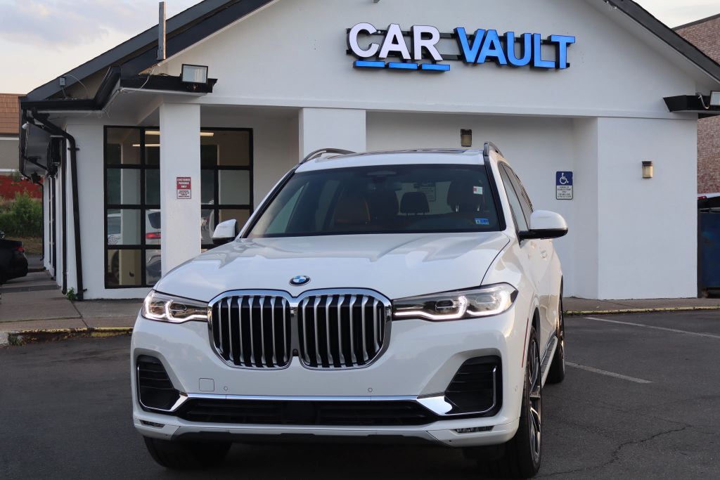 2021 BMW X7