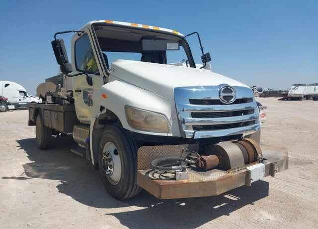 2015 HINO Conventional Type Truck
