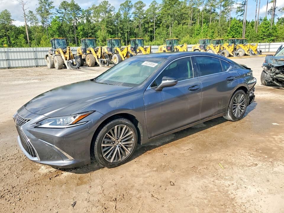 2022 LEXUS ES
