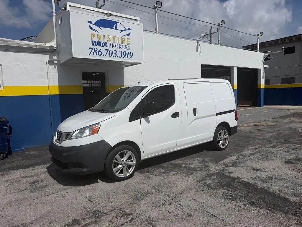 2018 NISSAN NV200