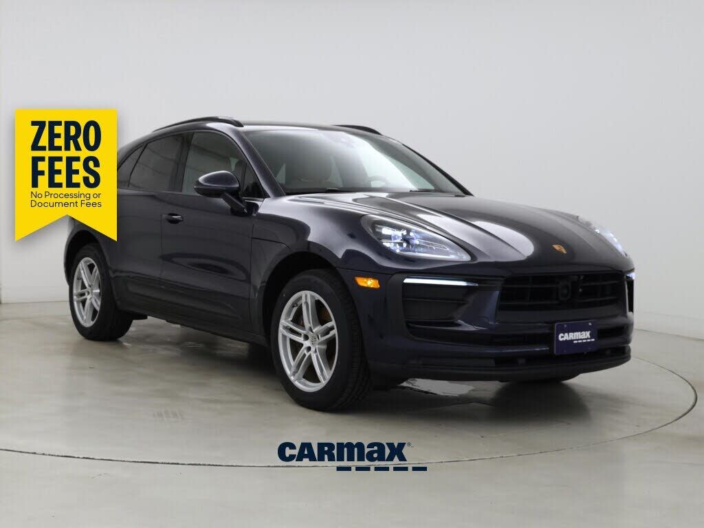 2023 PORSCHE Macan