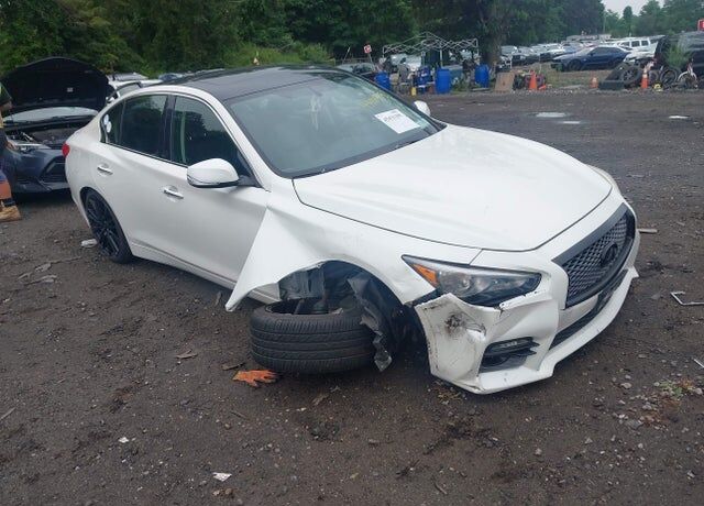 2016 INFINITI Q50