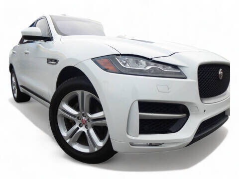 2017 JAGUAR F-Pace