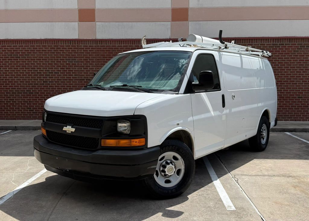 2013 CHEVROLET Express