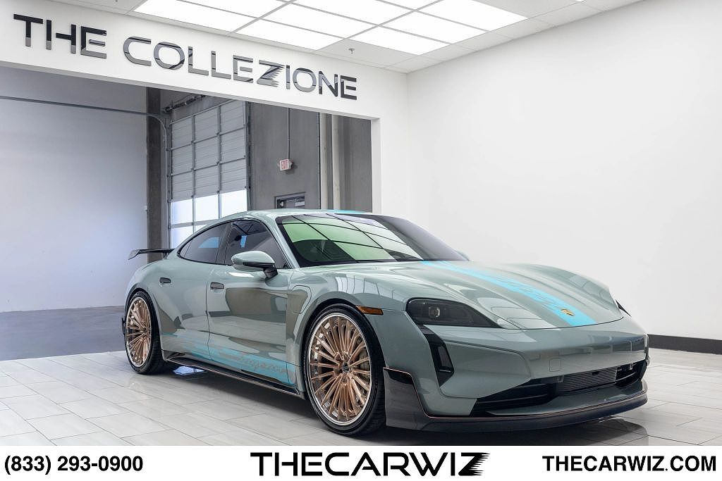 2025 PORSCHE Taycan