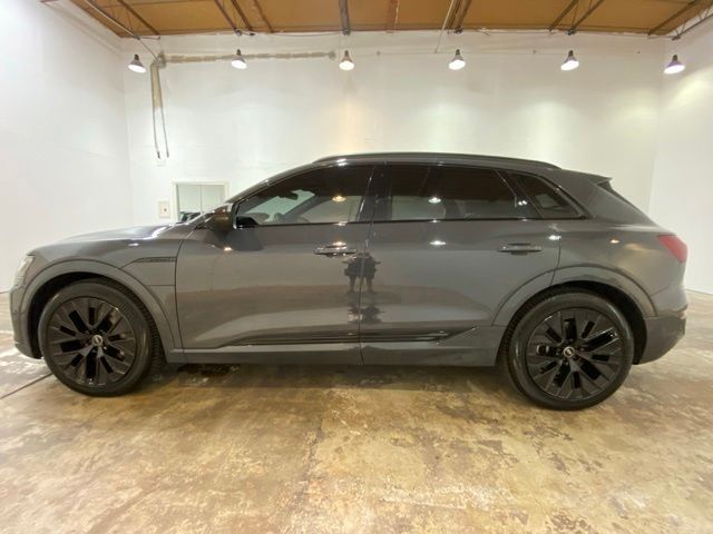 2024 Audi Q8