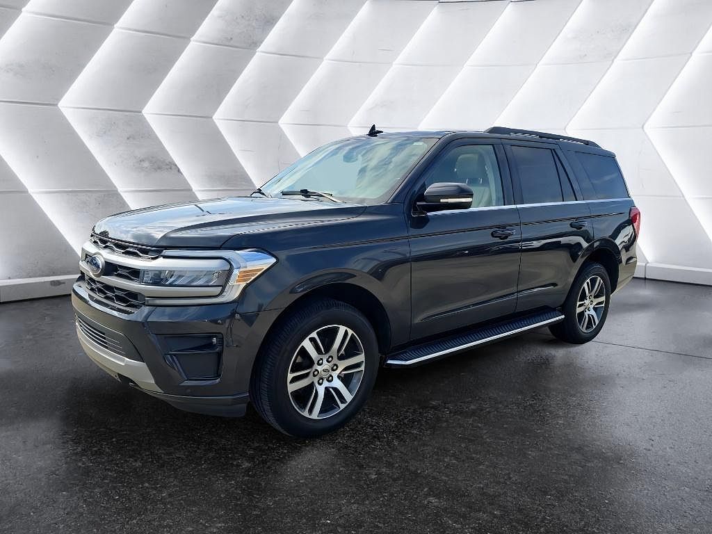 2022 FORD Expedition