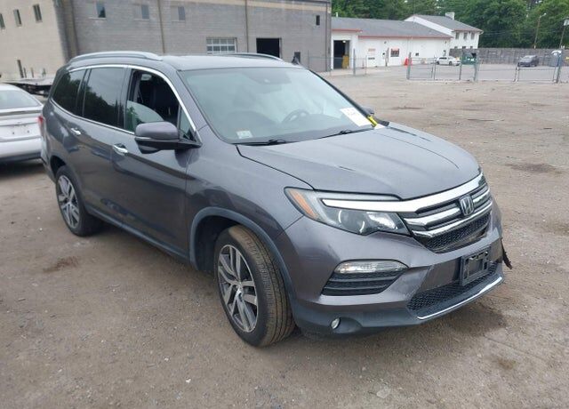 2017 HONDA Pilot