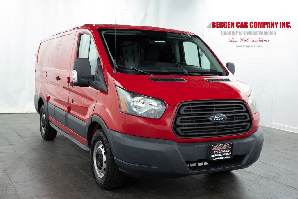 2015 FORD Transit