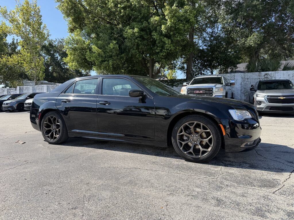 2017 CHRYSLER 300