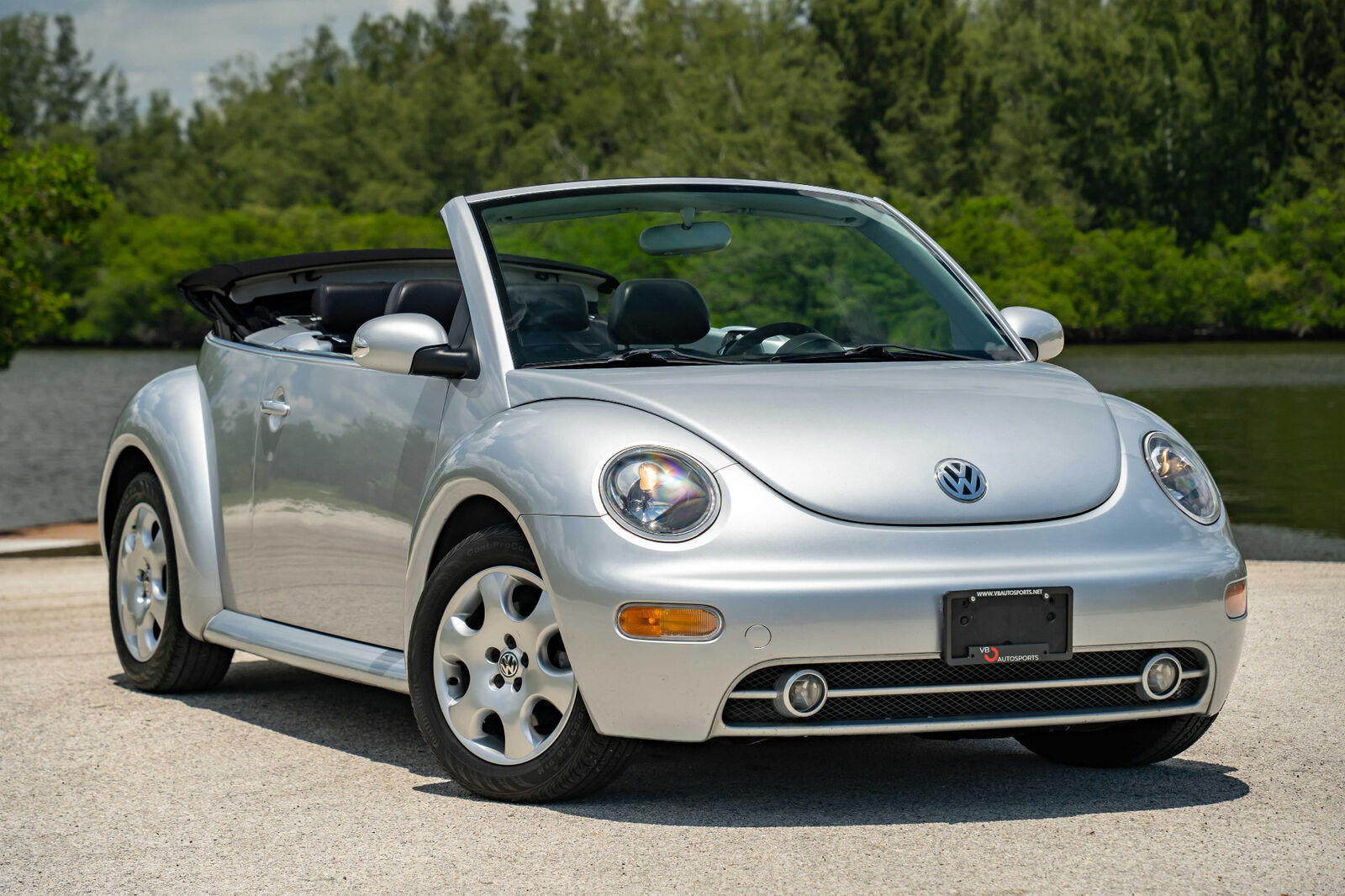 2003 VOLKSWAGEN Beetle