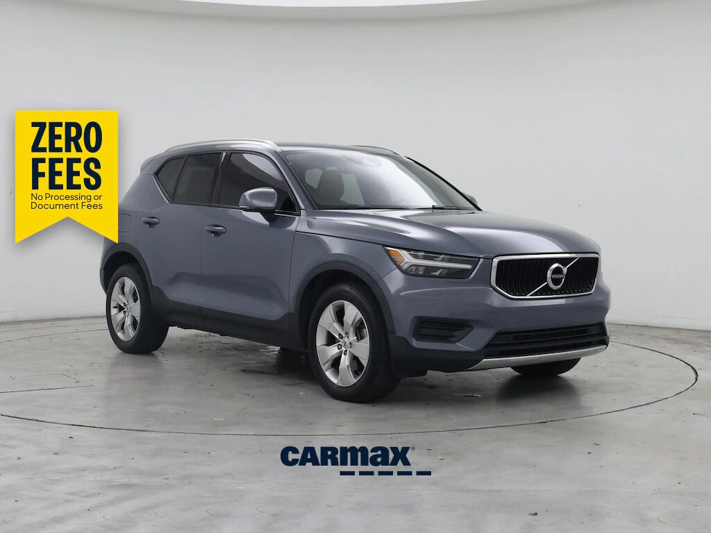 2020 VOLVO XC40